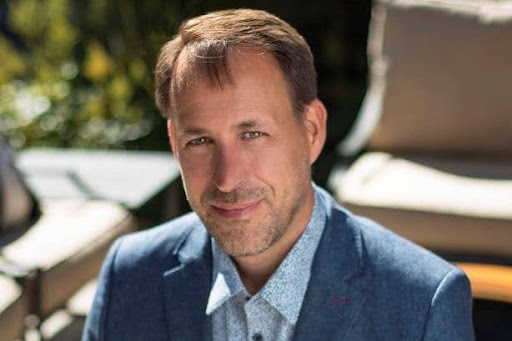 Scott Cooper, Founder & Partner of LoomNX